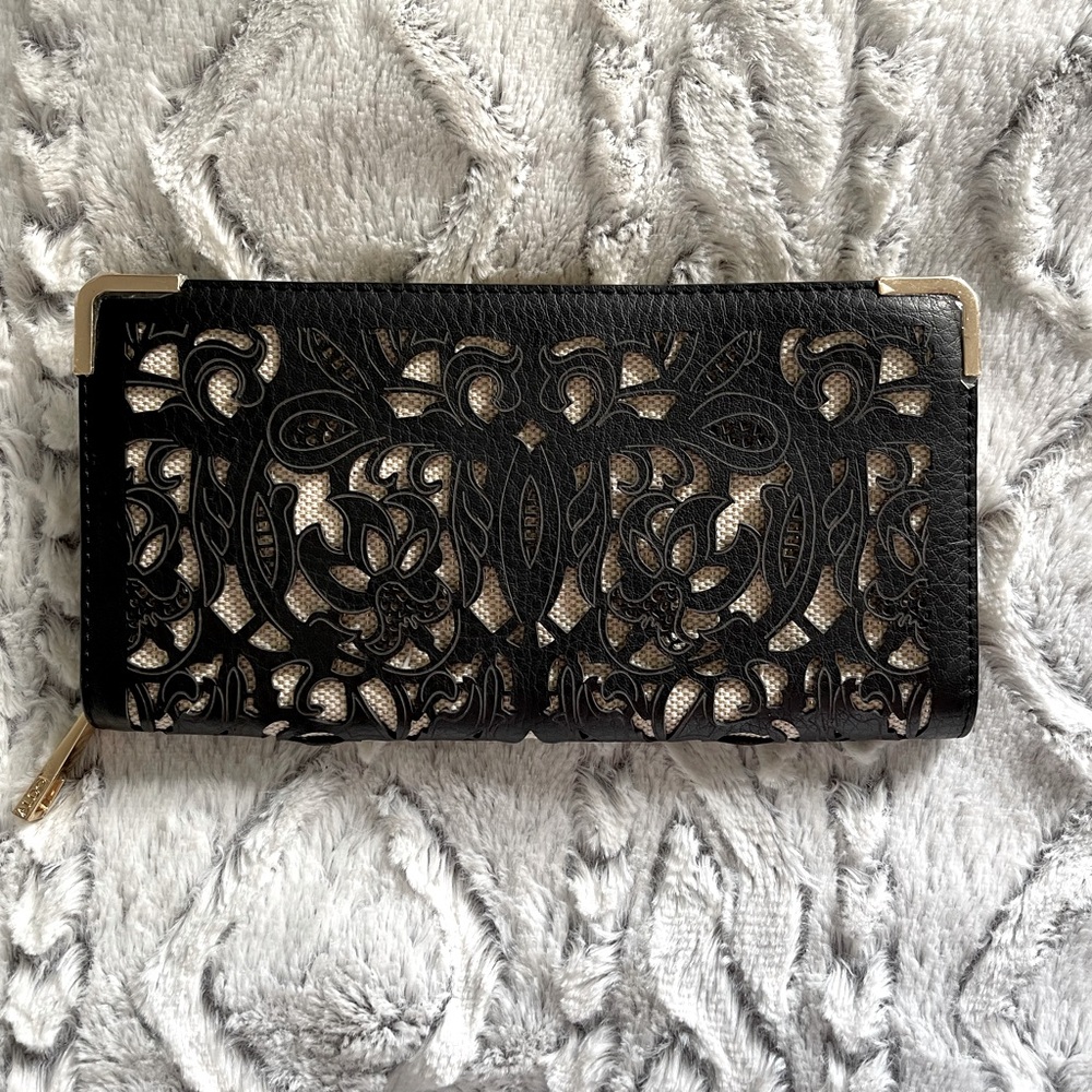 NWOT Aldo Black & Gold Wallet